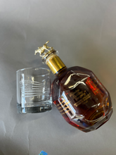 Load image into Gallery viewer, Bourbon Glass