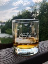 Load image into Gallery viewer, Bourbon Glass